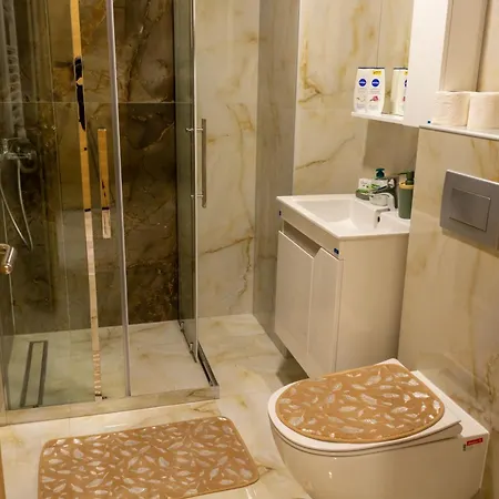 Ema77 Apartment *